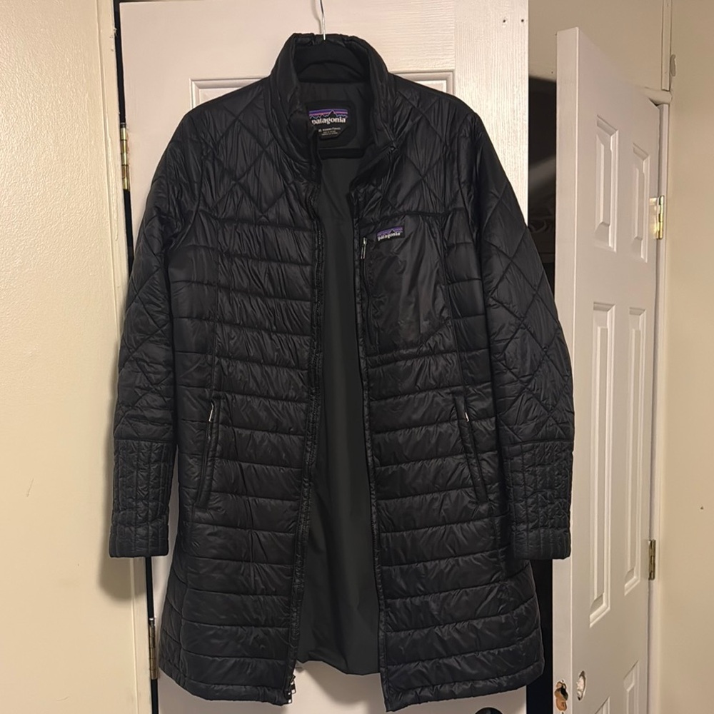 Patagonia Women's Black Quilted Jacket